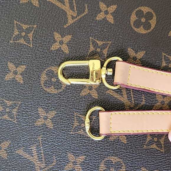 Louis Vuitton Men's Briefcase - Picture 3 of 8